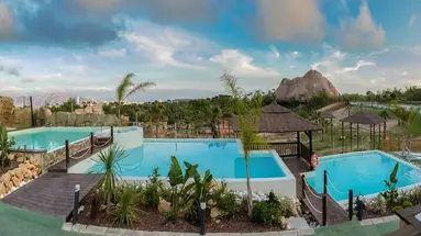 Magic Natura Animal & Waterpark Polynesian Lodge Resort