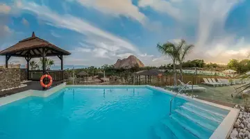 Magic Natura Animal WaterPark Polynesian Lodge Resort