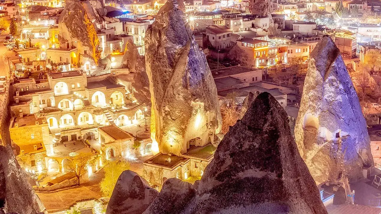 Magiczna Góra Nemrut - zwiedzanie Turcji