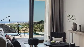 Magma Resort Santorini 5