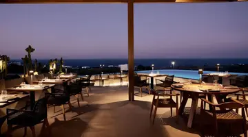 Magma Resort Santorini