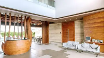 Mahogany Hotel