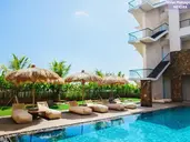 Mahogany Hotel
