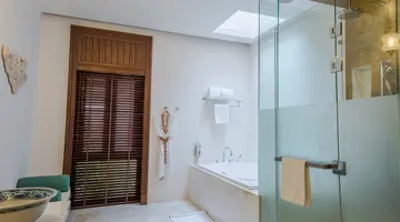 MAIKHAO DREAM VILLA RESORT AND SPA, PHUKET (Centara Boutique Collection)