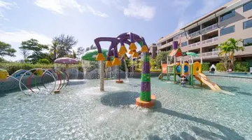 Maikhao Palm Beach Resort