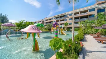 Maikhao Palm Beach Resort