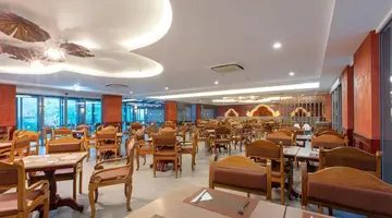 Maikhao Palm Beach Resort