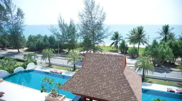 MAIKHAO PALM BEACH RESORT