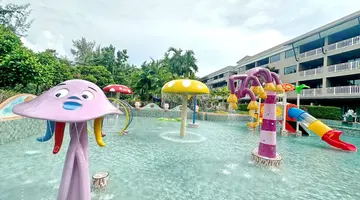 MAIKHAO PALM BEACH RESORT