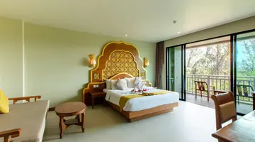Maikhao Palm Beach Resort