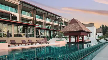 Maikhao Palm Beach Resort