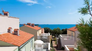 Maistra Select Amarin Resort