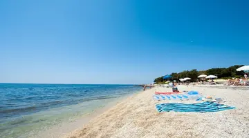 Maistra Select Amarin Resort
