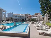 MAISTRALI APARTMENTS