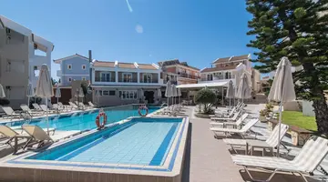 MAISTRALI APARTMENTS