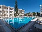 MAISTRALI APARTMENTS