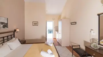 MAISTRALI APARTMENTS