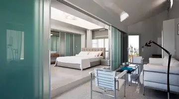 Majestic Hotel