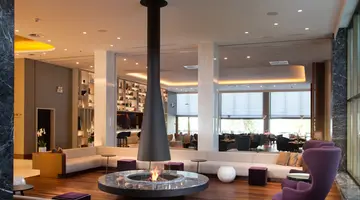 Makedonia Palace