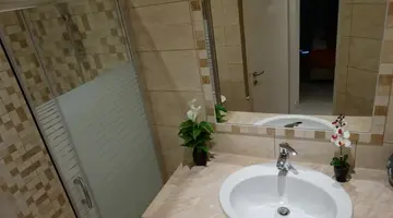 Makis Apartments