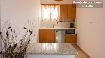 Makis Studios and Apartments