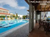 Makis Studios and Apartments