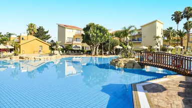 Makronisos Holiday Village