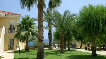Malama Beach Holiday Village