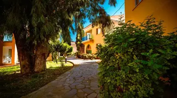 Malama Beach Holiday Village