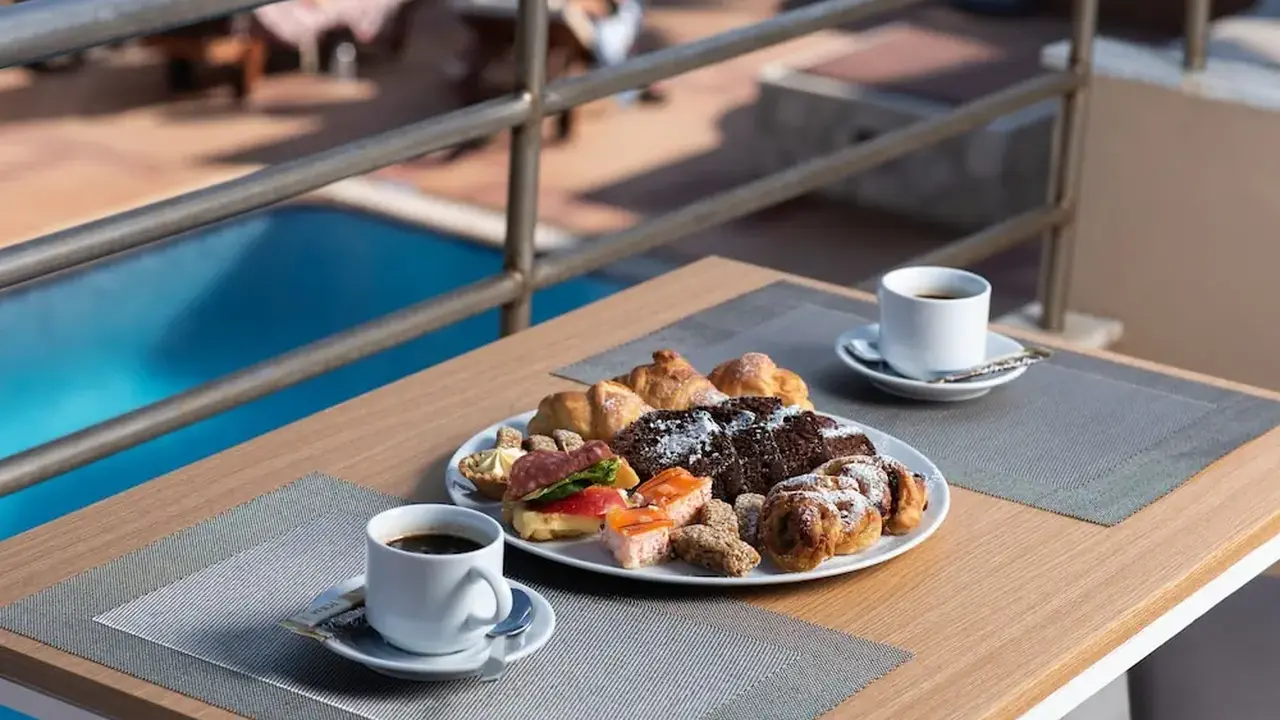 Maleme Mare Beach Resort Hotel