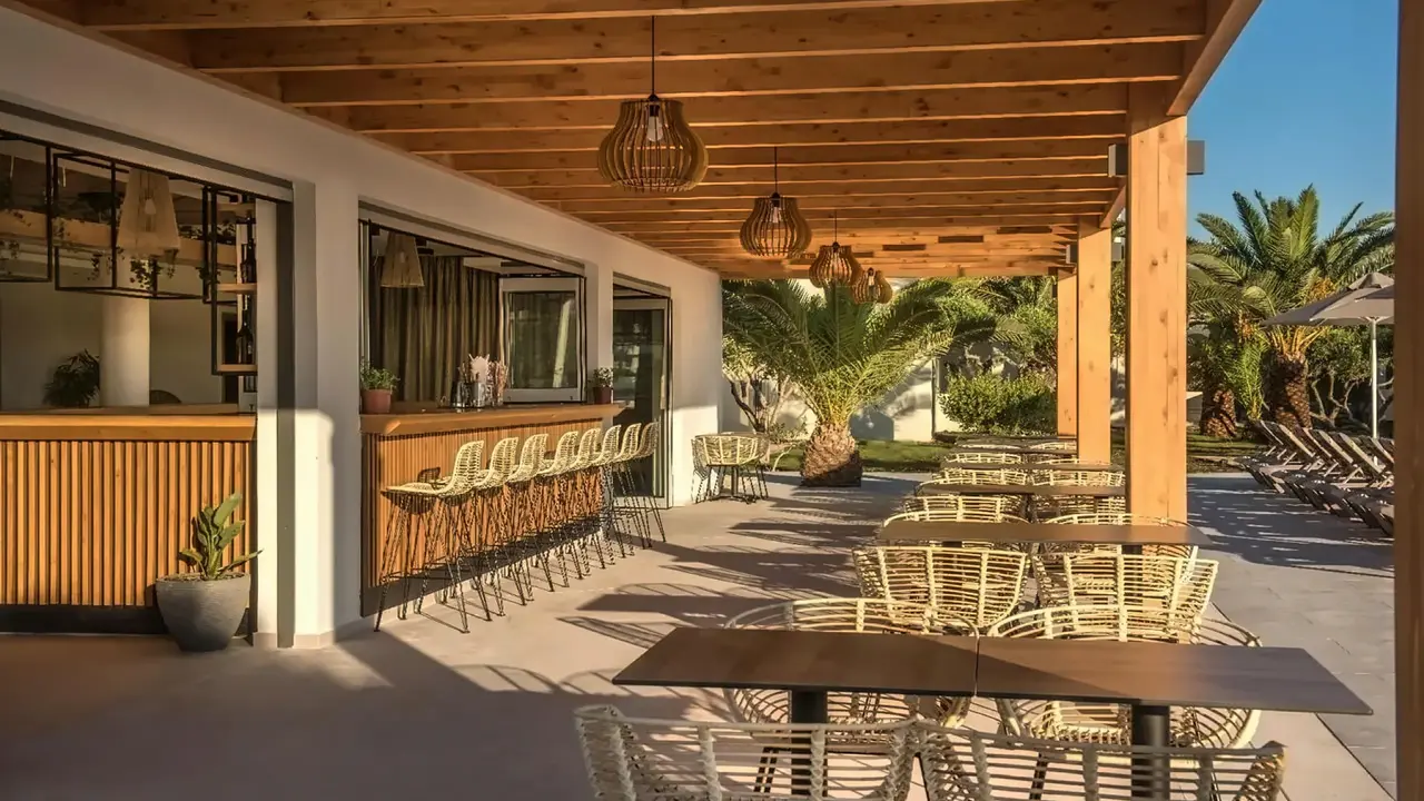 Malena Hotel & Suites (Adults Only 16+)
