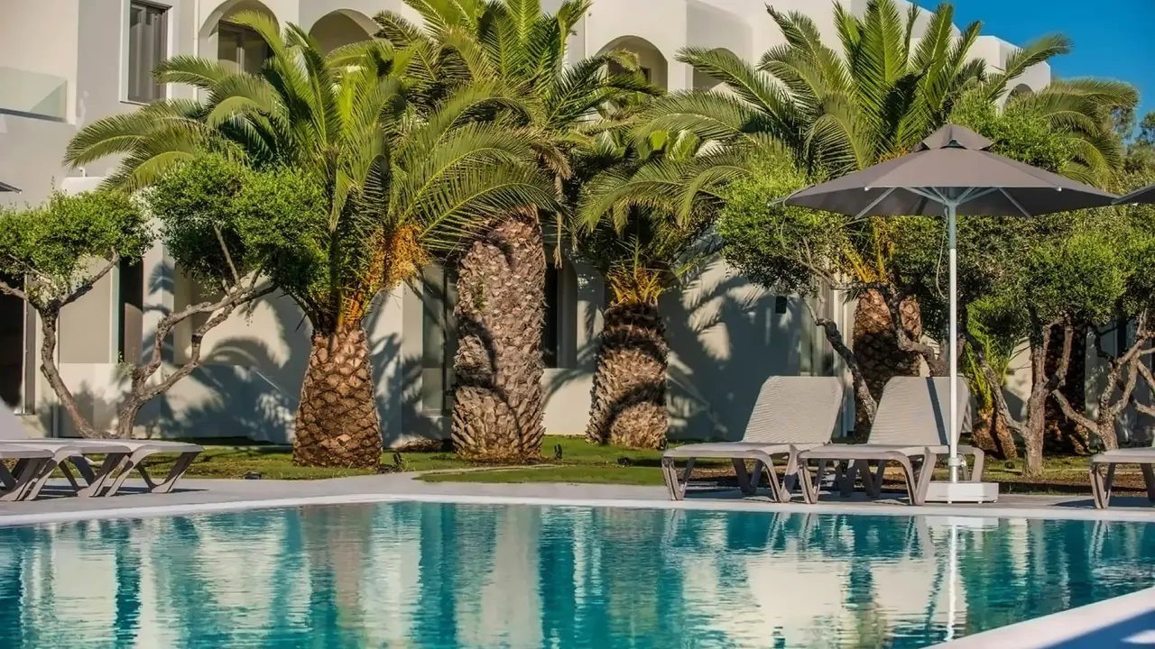 Malena Hotel & Suites (Adults Only 16+)