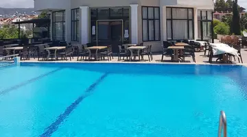 MALHUN HOTEL