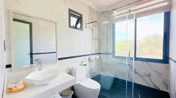MALIBU RESORT