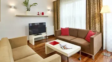 Mamaison Residence Diana