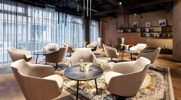 Mamaison Residence Downtown