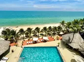 MANA MUINE BEACH RESORT