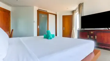 MANA MUINE BEACH RESORT