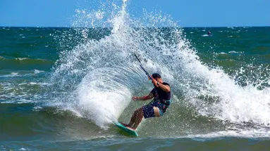 MANA MUINE BEACH RESORT