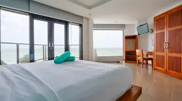 MANA MUINE BEACH RESORT