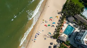 MANA MUINE BEACH RESORT
