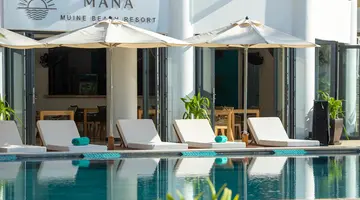 MANA MUINE BEACH RESORT