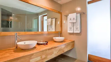 MANA MUINE BEACH RESORT