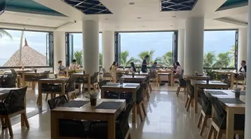 MANA MUINE BEACH RESORT