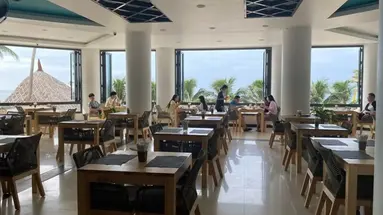 MANA MUINE BEACH RESORT