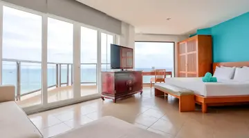 MANA MUINE BEACH RESORT