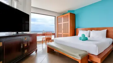 MANA MUINE BEACH RESORT
