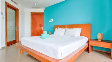 MANA MUINE BEACH RESORT