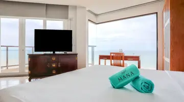 MANA MUINE BEACH RESORT