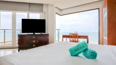 MANA MUINE BEACH RESORT